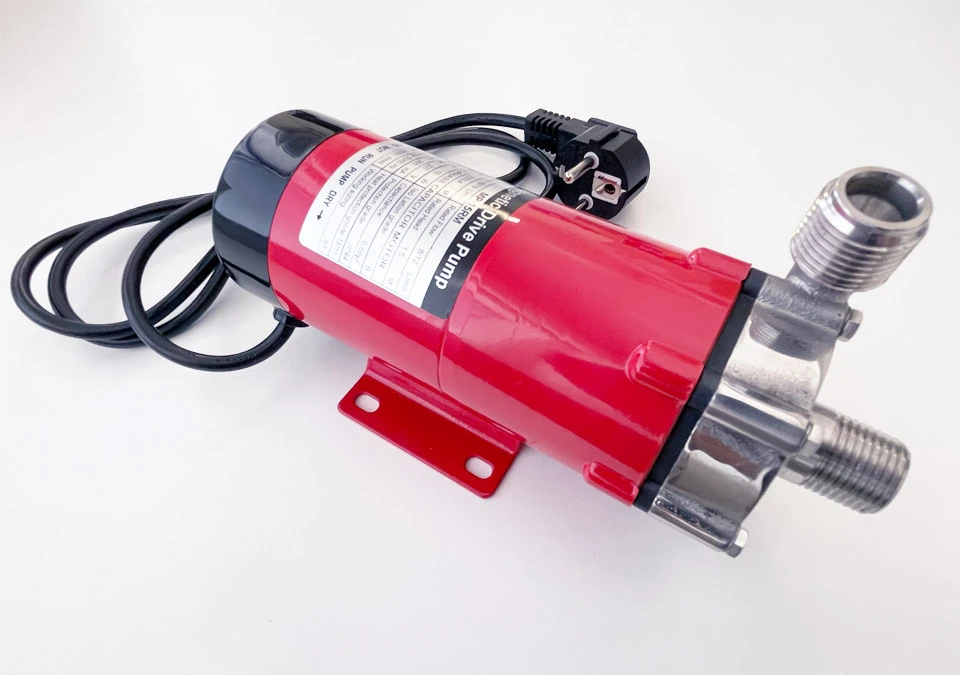 Magnetpump MP-15RM Röd med Stainless Steel Head